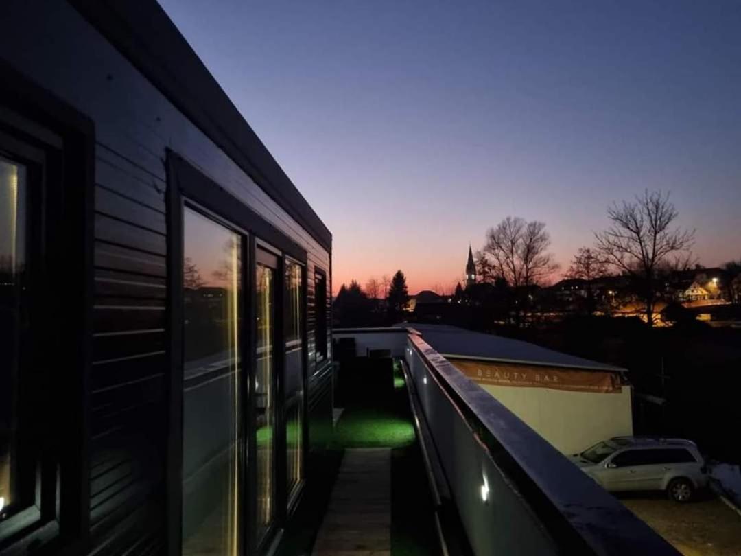 Roof Apartment Art-Pe Trebnje ภายนอก รูปภาพ